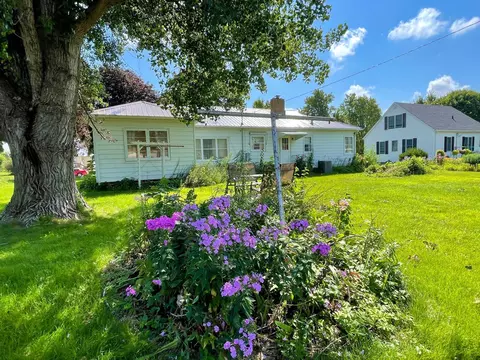205 Prairie St N, Comfrey, MN 56019 photo 3