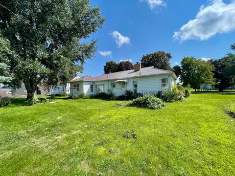 205 Prairie St N, Comfrey, MN 56019 photo 46