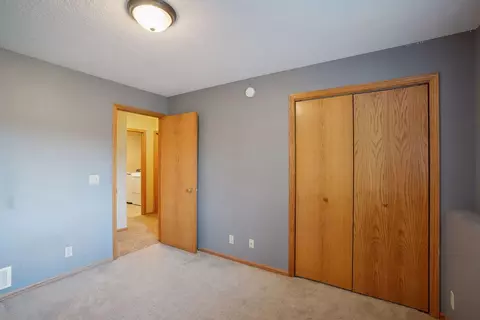 110 Hawk Ave, Eagle Lake, MN 56024 photo 35