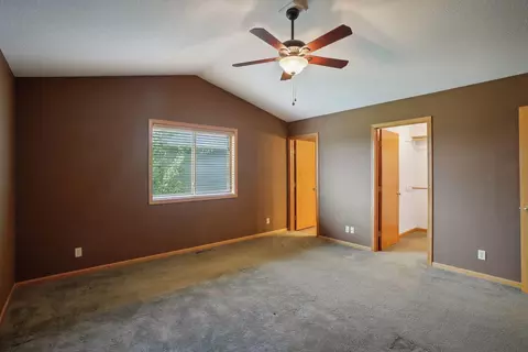 110 Hawk Ave, Eagle Lake, MN 56024 photo 22