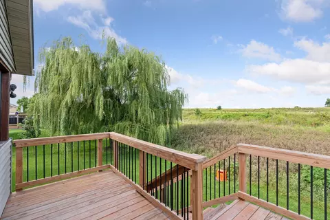 110 Hawk Ave, Eagle Lake, MN 56024 photo 40