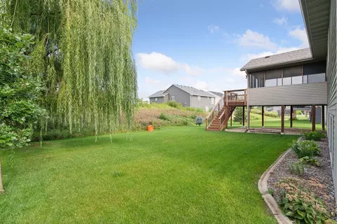 110 Hawk Ave, Eagle Lake, MN 56024 photo 41