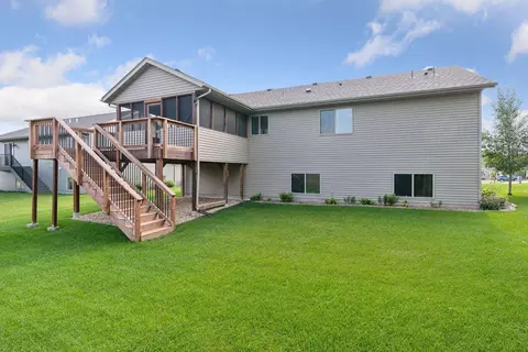 110 Hawk Ave, Eagle Lake, MN 56024 photo 42