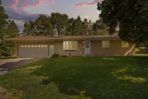 924 Ravine St, Faribault, MN 55021