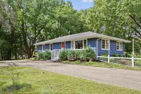 17925 Highview Ave, Lakeville, MN 55044