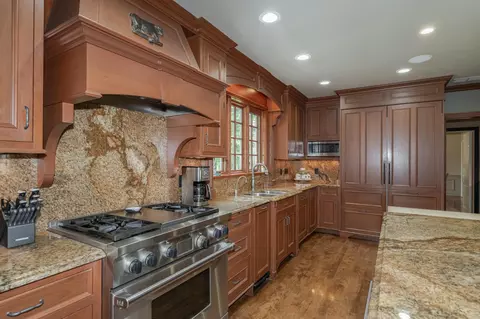 1707 28th St NE, Austin, MN 55912 photo 37