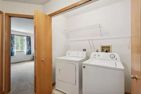 4071 Meadowlark Curv, Eagan, MN 55122 photo 10