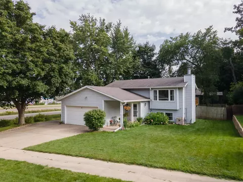 4 23rd St SW, Rochester, MN 55902
