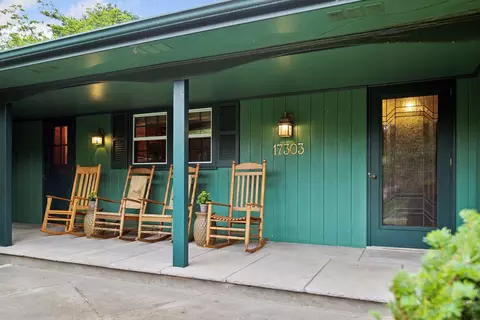 17303 Manor Rd, Minnetonka, MN 55345