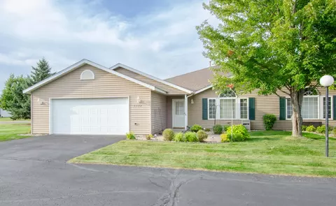5592 Kalland Ave NE, Albertville, MN 55301