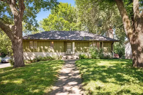 5716 Hansen Rd, Edina, MN 55436