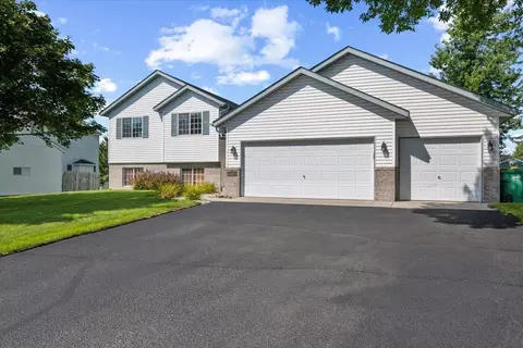 419 Maple Knoll Way NW, Saint Michael, MN 55376