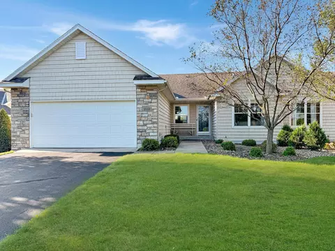 2113 14th St NE, Faribault, MN 55021