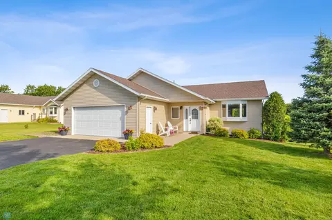 1183 Long Bridge Cir, Detroit Lakes, MN 56501