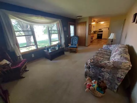 409 Avon Ave N, Avon, MN 56310 photo 5