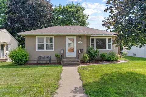 236 15th Ave N, South Saint Paul, MN 55075