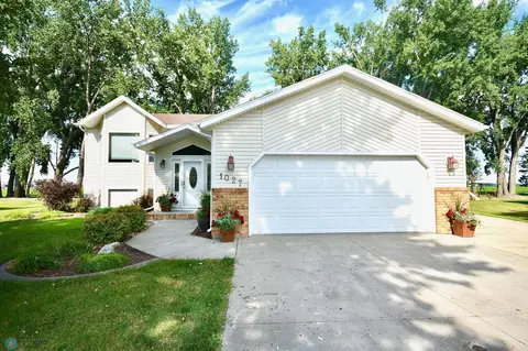 1027 Lyndon Ave S, Glyndon, MN 56547