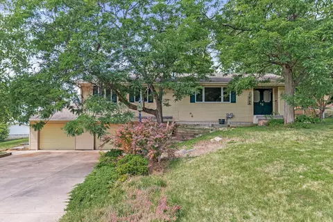 8708 Beard Rd S, Bloomington, MN 55431