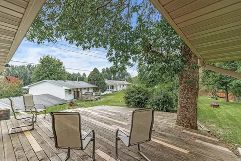 8708 Beard Rd S, Bloomington, MN 55431 photo 32