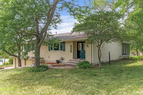 8708 Beard Rd S, Bloomington, MN 55431 photo 36