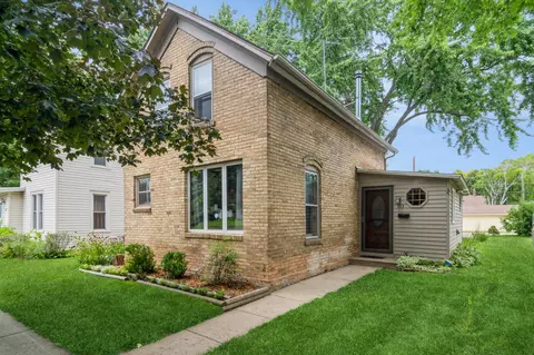 113 2nd St W, Jordan, MN 55352