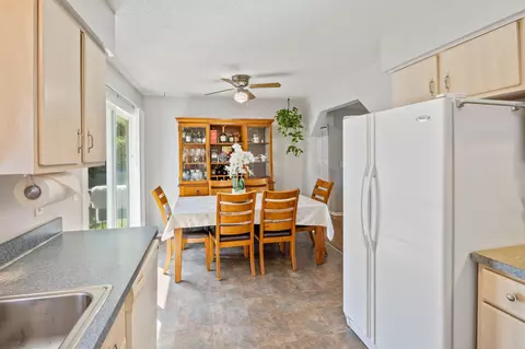 4360 Garden Trl, Eagan, MN 55123 photo 8