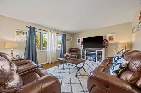 4360 Garden Trl, Eagan, MN 55123 photo 6