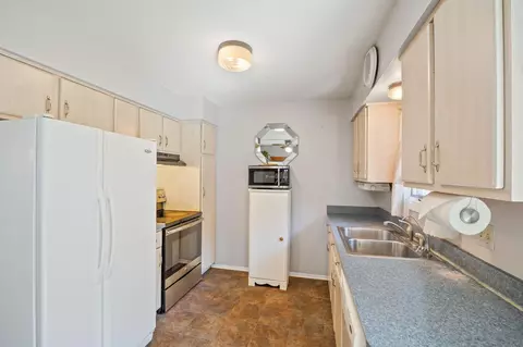 4360 Garden Trl, Eagan, MN 55123 photo 12