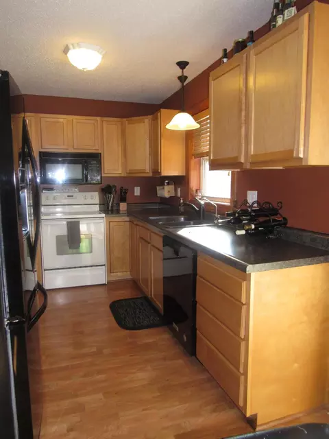 1704 Riggs Rd, Saint Peter, MN 56082 photo 16