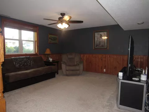 1704 Riggs Rd, Saint Peter, MN 56082 photo 25