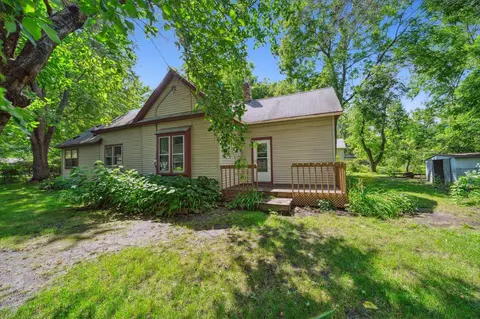 5390 Bryant St, Maple Plain, MN 55359 photo 2