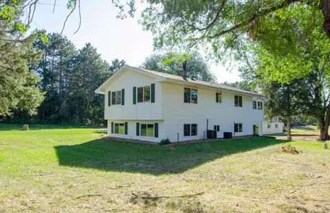 28 305th Ave NW, Cambridge, MN 55008