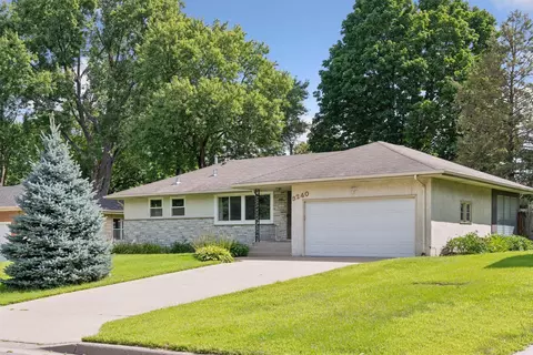 3240 Xenia Ave N, Crystal, MN 55422