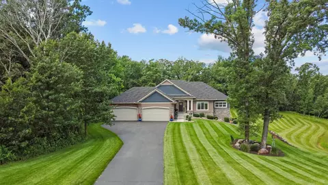 1447 193rd Ln NW, Oak Grove, MN 55011