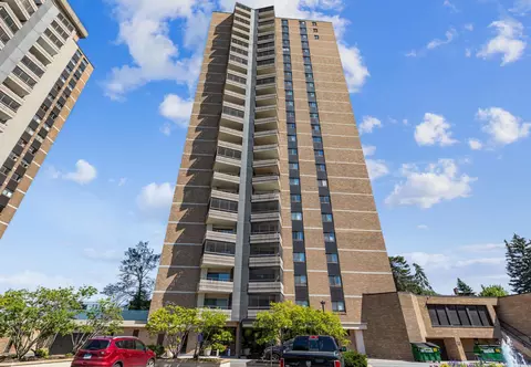 400 Groveland Ave #1809, Minneapolis, MN 55403