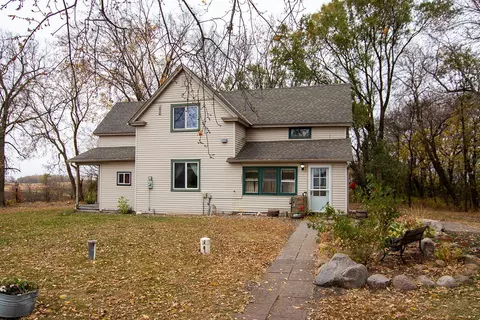 60398 180th St, Litchfield, MN 55355