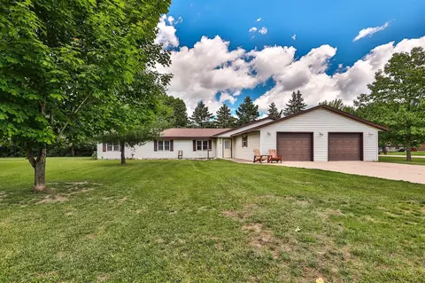 103 Wendy Woods Ln, New York Mills, MN 56567