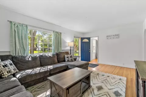 1306 Cedar St, Alexandria, MN 56308