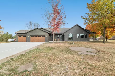 764 County Road 39 NE, Monticello, MN 55362