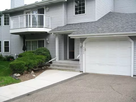 2626 Innsbruck Trl, New Brighton, MN 55112