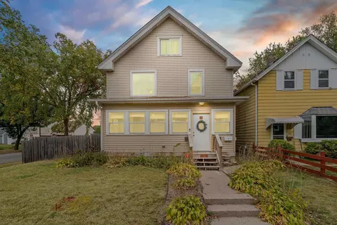 1181 Ross Ave, Saint Paul, MN 55106