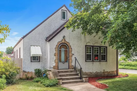 3900 Upton Ave N, Minneapolis, MN 55412