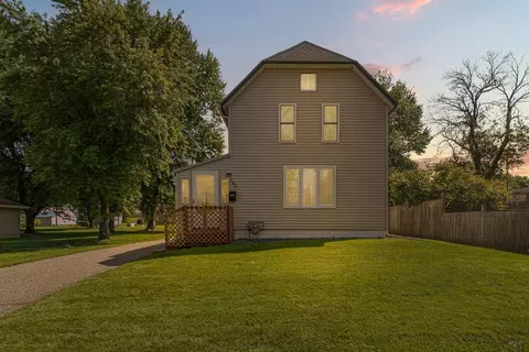 245 Birch Ave, Owatonna, MN 55060