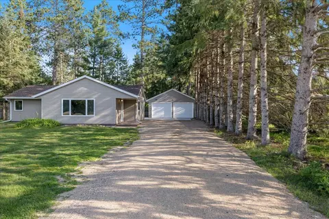 32074 S Shoal Lake Rd, Grand Rapids, MN 55744