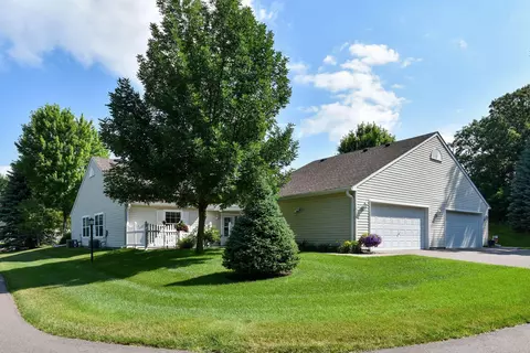 19275 Freeport Ct NW, Elk River, MN 55330
