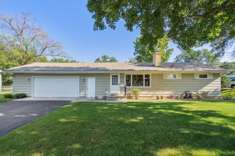 4316 W 113th St, Bloomington, MN 55437