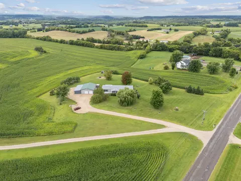 w9520 554th Avenue, Ellsworth, WI 54011