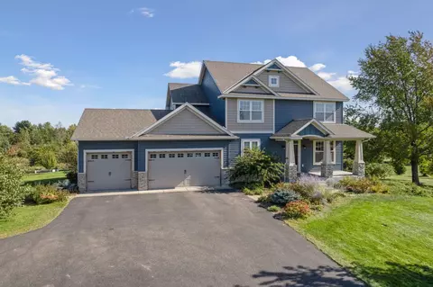 441 Horizon Ct, Hudson, WI 54016