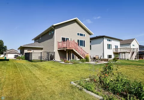 302 5th St E, Horace, ND 58047 photo 40
