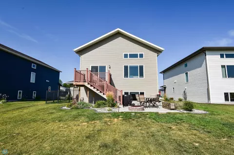 302 5th St E, Horace, ND 58047 photo 39
